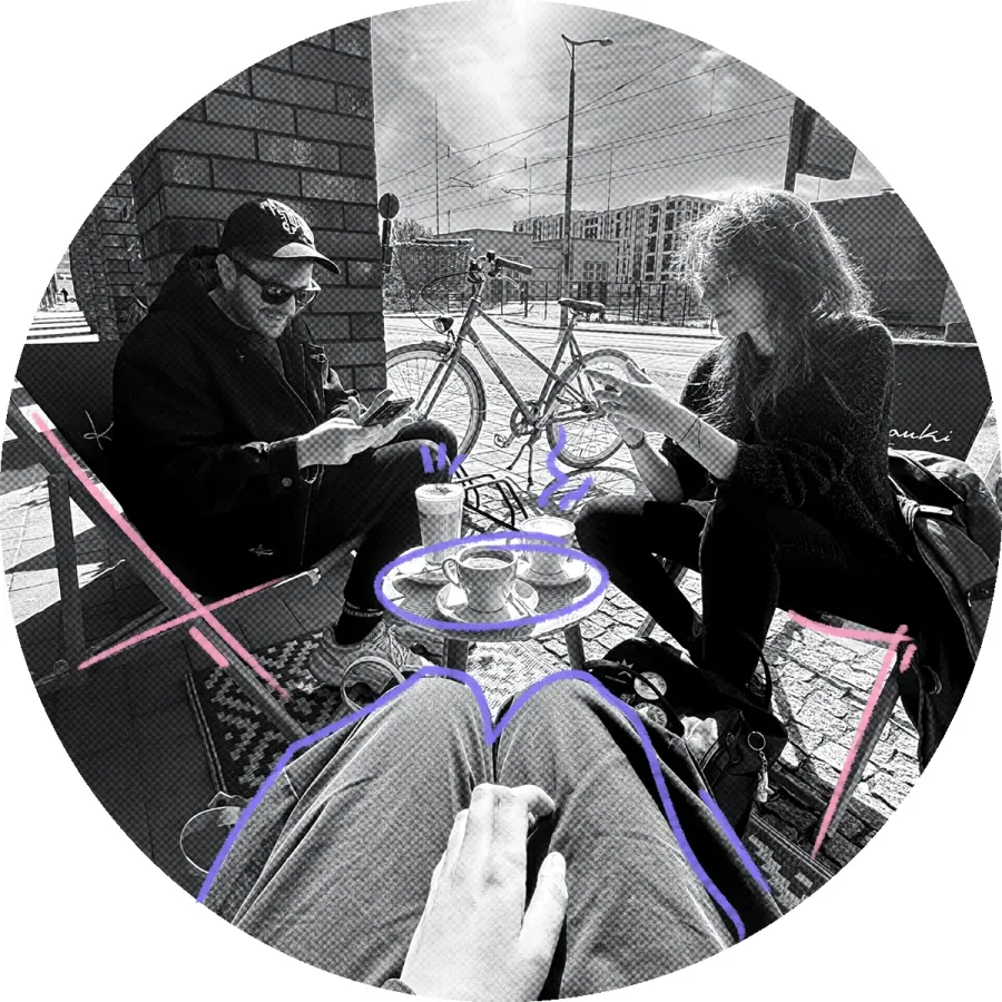 Studio Formad – zespół przy kawie